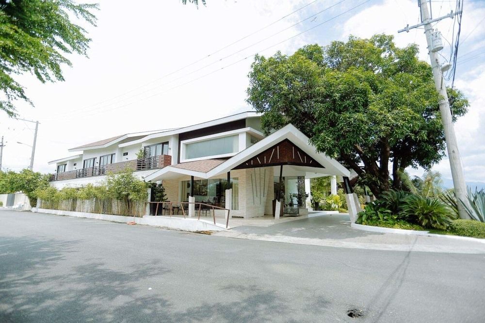 Segara Suites Olongapo Eksteriør billede