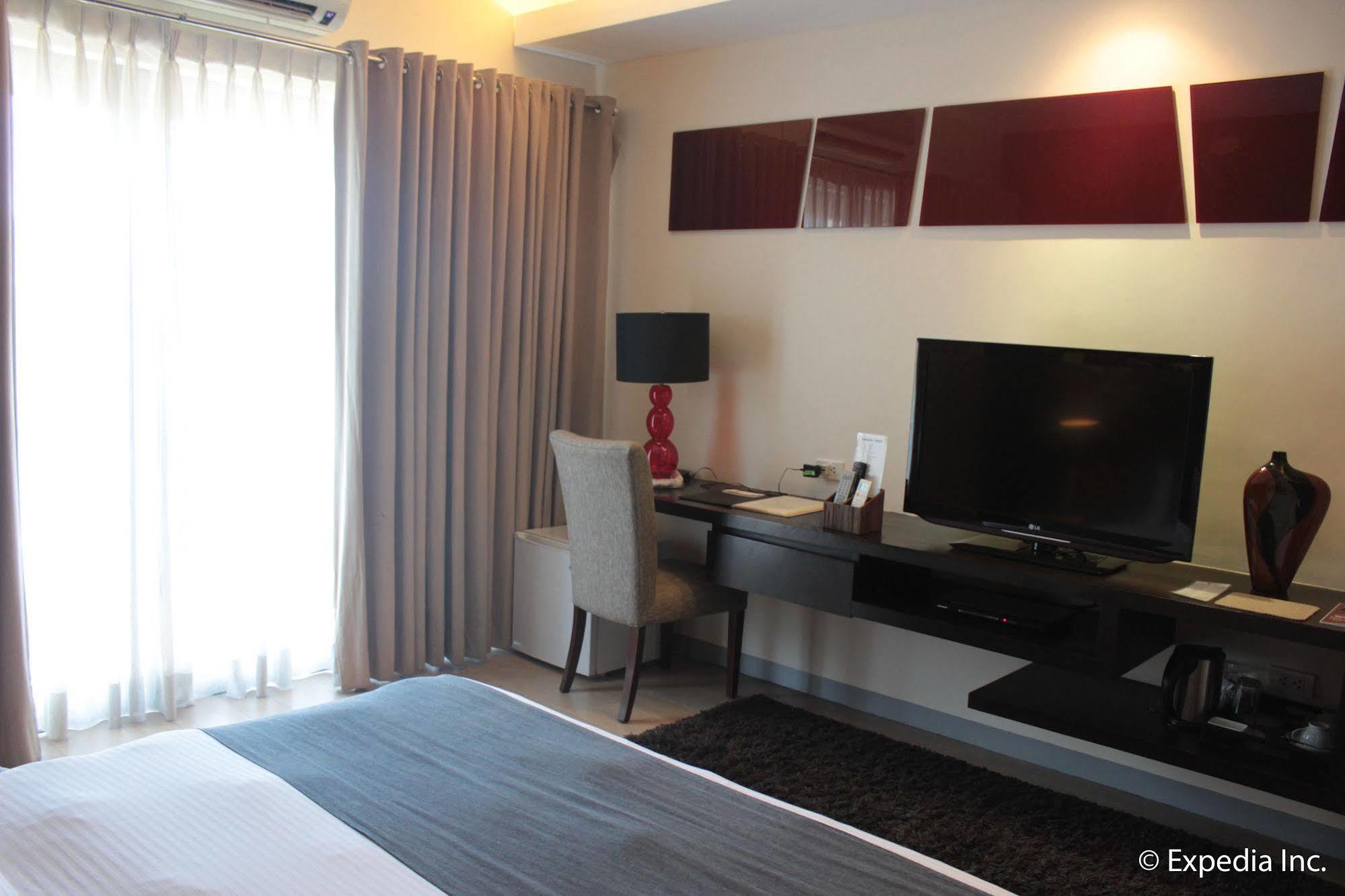 Segara Suites Olongapo Eksteriør billede