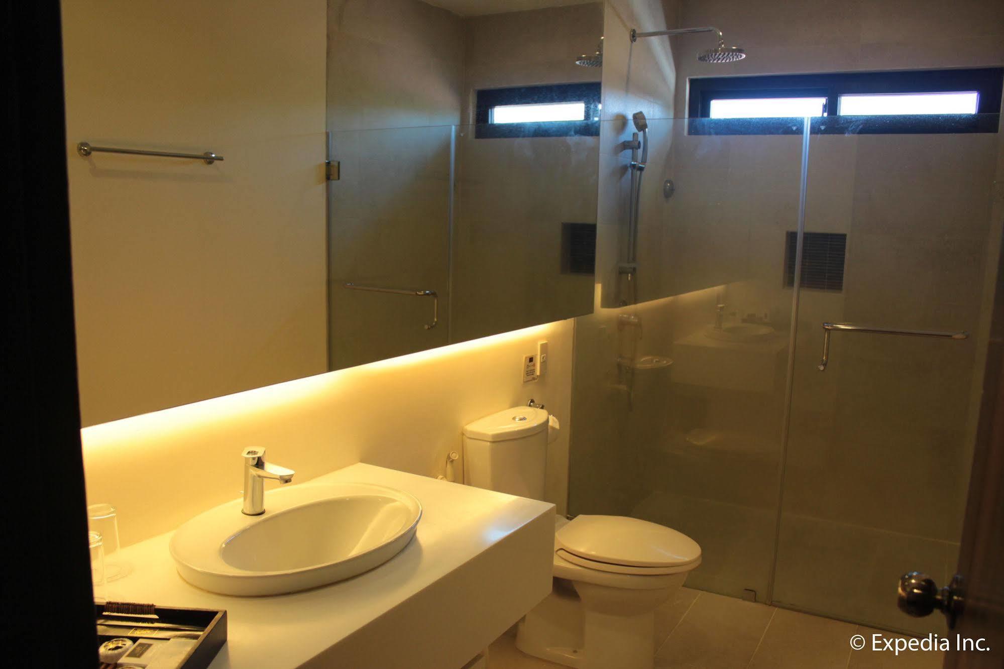 Segara Suites Olongapo Eksteriør billede