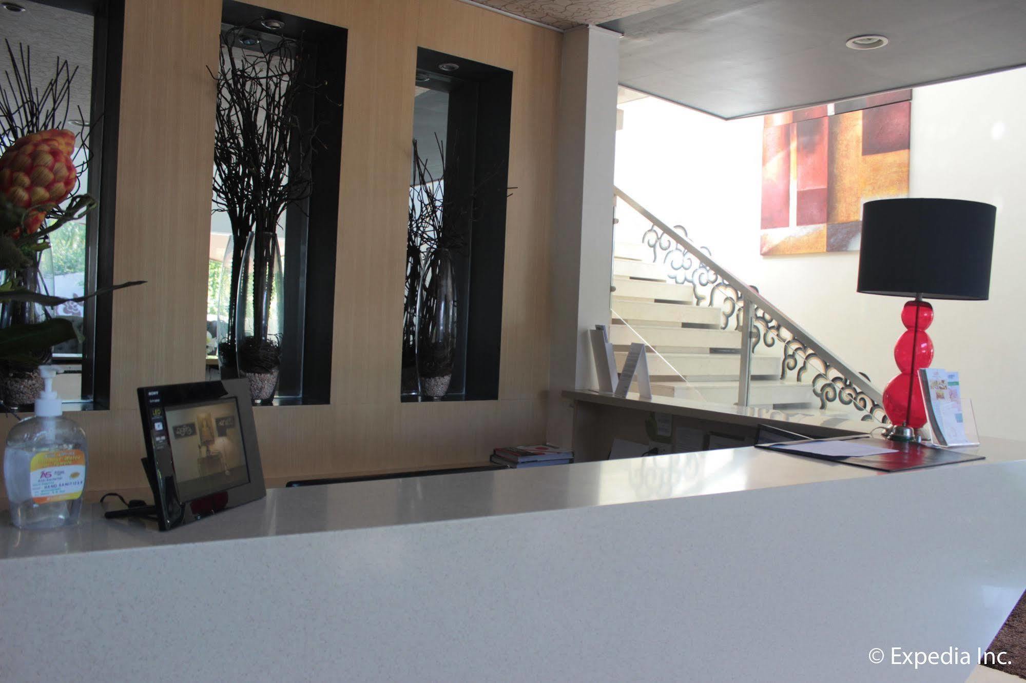 Segara Suites Olongapo Eksteriør billede
